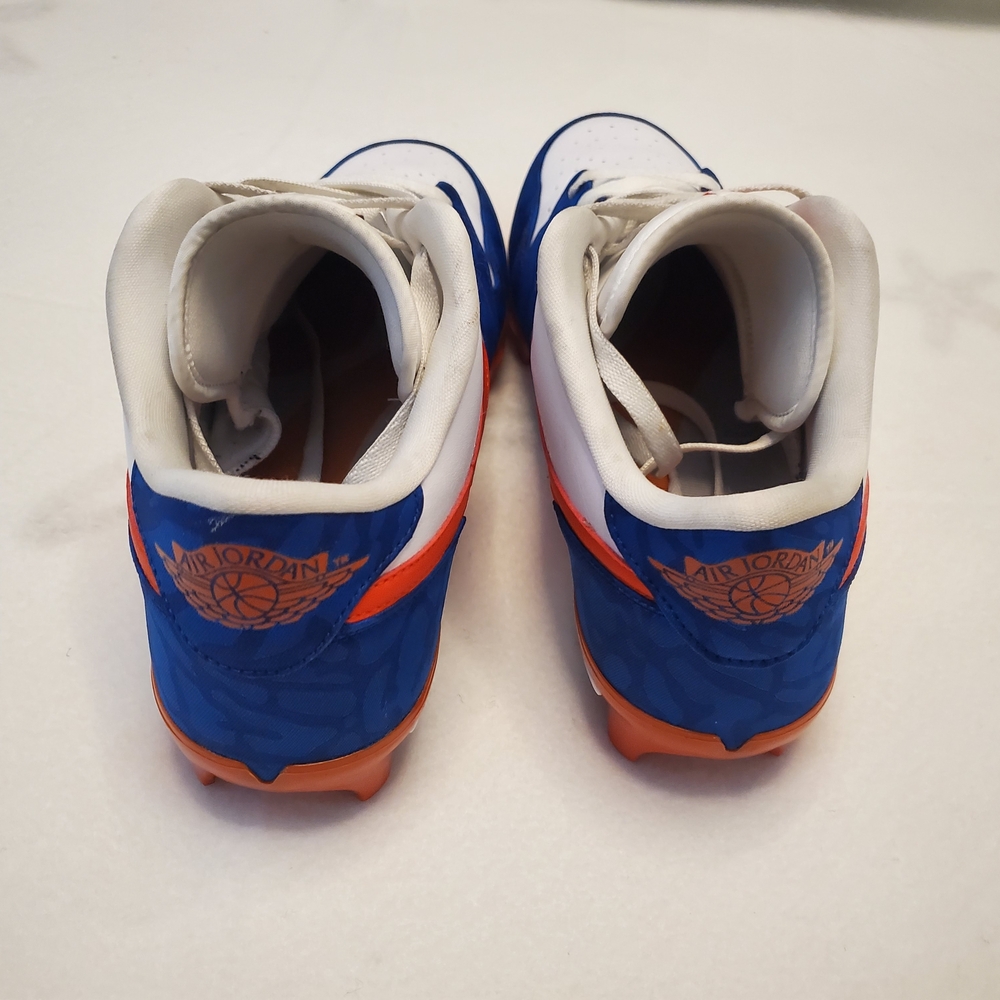 Nike White Athletic Shoes‎ - Picture 6 of 9